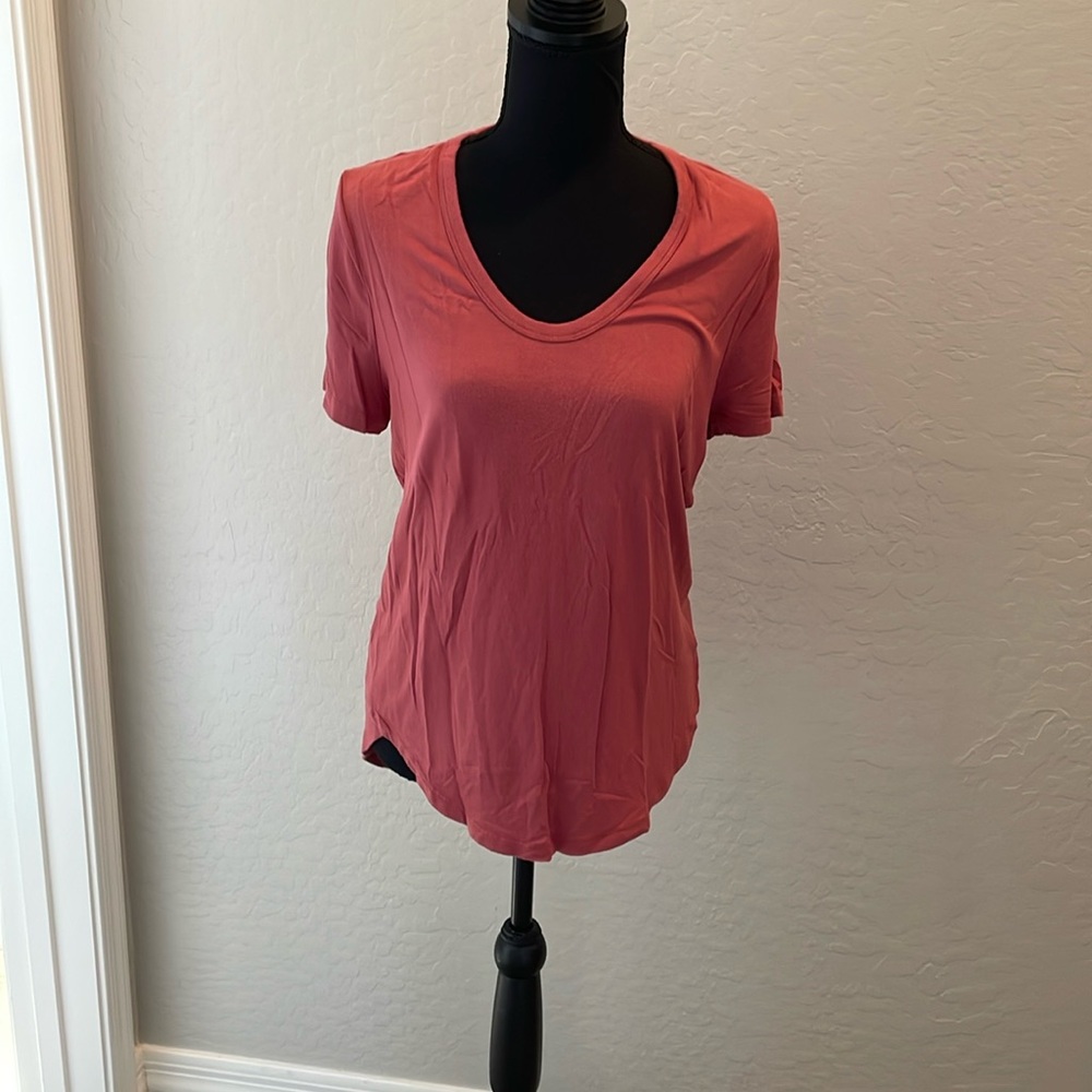 Dusty rose tee